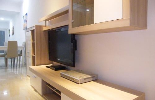 Zabbar Apartamento | 54, Emerald