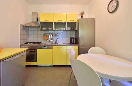 Sibinj Krmpotski Apartamento | 54 m² Apartamento ∙ 2 habitaciones ∙ 5 huéspedes