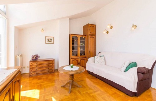 Pula Apartamento | 54 m² Apartamento ∙ 2 habitaciones ∙ 4 huéspedes