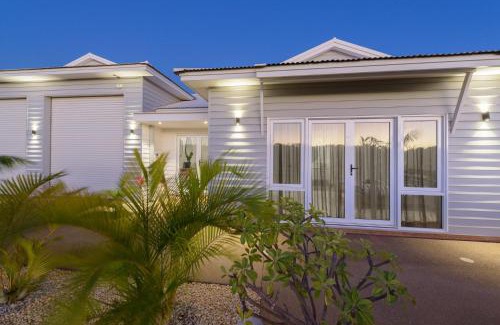 Exmouth Casa | 54 Madaffari Drive