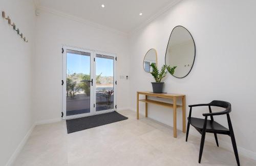 Exmouth Casa | 54 Madaffari Drive