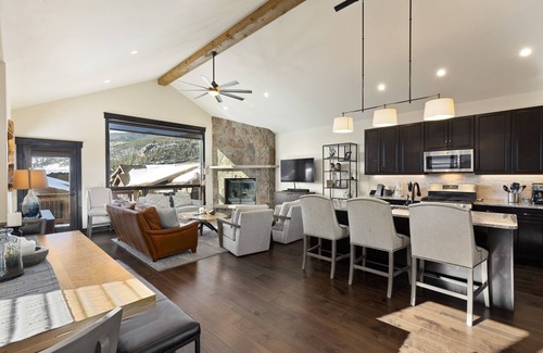 Keystone Condominio | 54 Outpost Drive The Alders - Private Hot Tub 4 Bedroom Condo by RedAwning