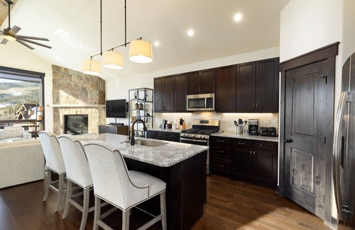 Keystone Condominio | 54 Outpost Drive The Alders - Private Hot Tub 4 Bedroom Condo by RedAwning