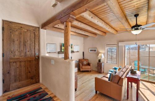 Northeast Santa Fe Casa | 544 Del Norte