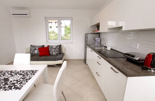 Rogoznica Apartamento | 55 m² Apartamento ∙ 2 habitaciones ∙ 5 huéspedes