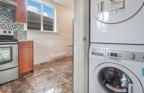 Riley Park-Little Mountain Casa | 5536 N · Peaceful 1Bedroom+1Bathroom Laneway House