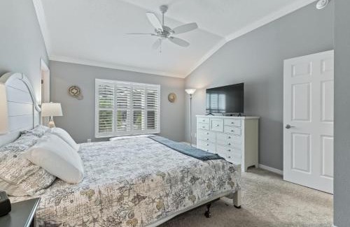 Wildwood Casa | 5590 Z6 VILLAGE OF FENNEY by REMAX Premier