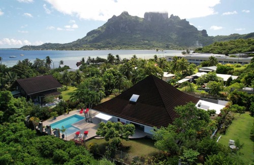 Nunue Villa | 350 m² Villa ∙ 3 habitaciones ∙ 6 personas