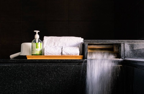 Jiaoxi Hotel | 58˚ Hotspring Hotel