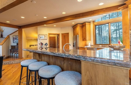 Elk Run Cabaña | 580 Elk Circle by Summit County Mountain Retreats