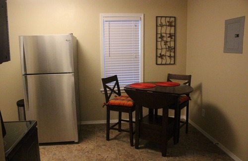 Pauls Valley Condominio | $ 59 por noche cuando se aloje 30 noches o más.