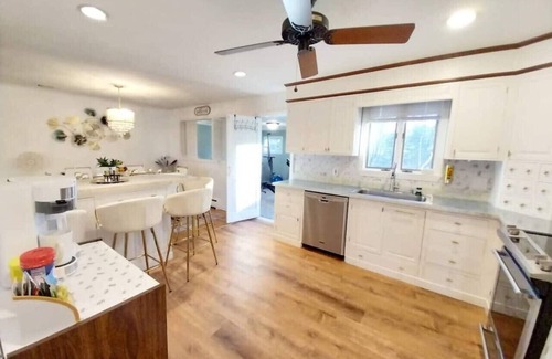 Wolcott Casa | 597) Sleeps 12 - Pool - Grill