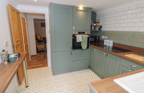 Ryde Cabaña | 5A Castle Street