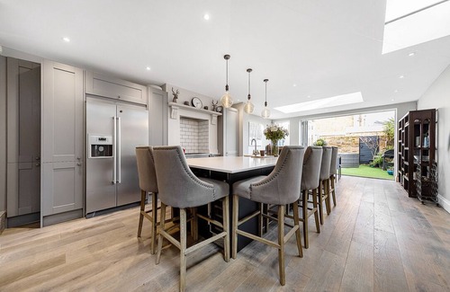 Thamesfield Casa | 5bedvictorianhseputneyriverside.boutique.homelyenglishhouseinlondon