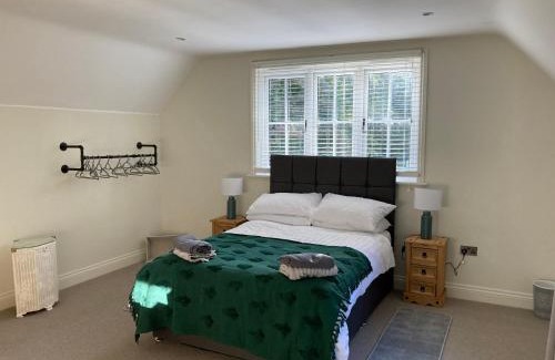 Battle Casa | 5BR-10Guests-Fireplace-HotTub-Pets ok - Parking