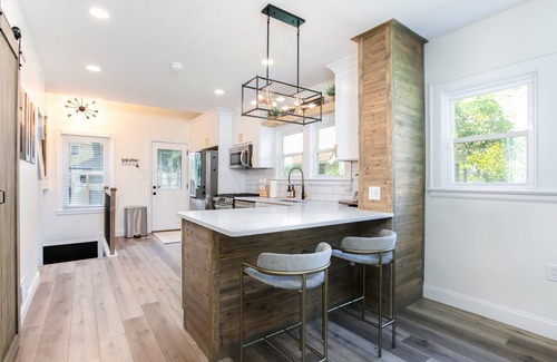 South Bend Casa | 5BR/2.5B Home 5 min From ND Stadium