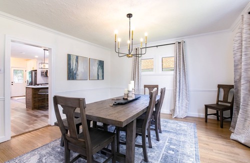 South Bend Casa | 5BR/2.5B Home 5 min From ND Stadium