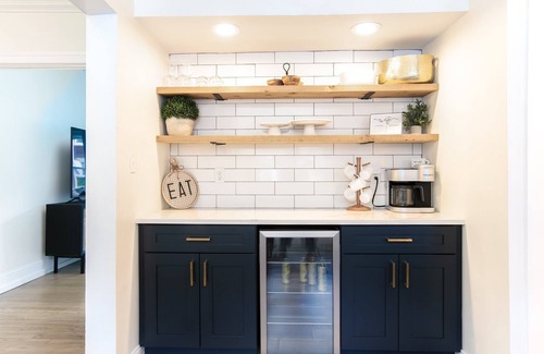 South Bend Casa | 5BR/2.5B Home 5 min From ND Stadium
