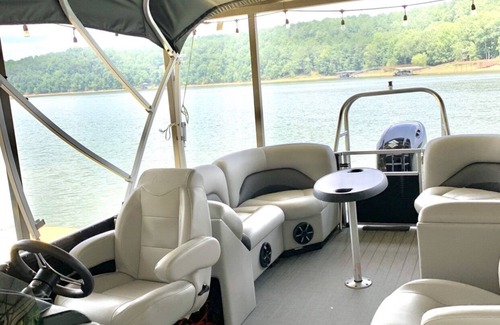 Crane Hill Casa | 5BR / 4. 5BA Smith Lake Home en comunidad privada en Smith Lake!