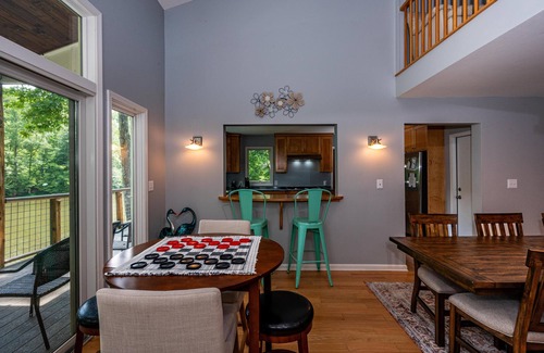 Gnaw Bone Casa | 5BR 4BA house on shared lake