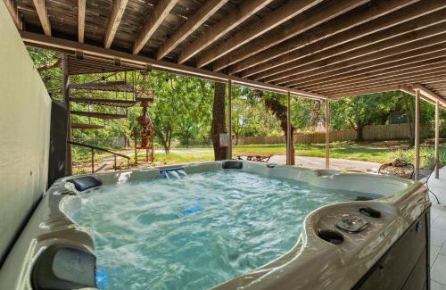 Central Oklahoma City Casa | 5br Getaway Near Plaza Dist Patio & Lounge #mr