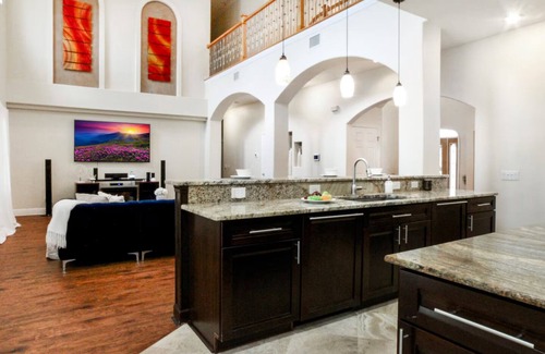 Brandon Casa | 5BR Heated Pool Home in Brandon - Pool Table