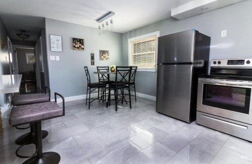 Niagara Falls Casa | 5BR House Close to Falls & Aquarium