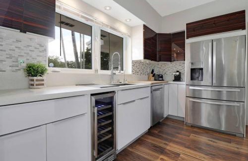 Seybold Casa | 5BR Miami Oasis w Pool Near Design District