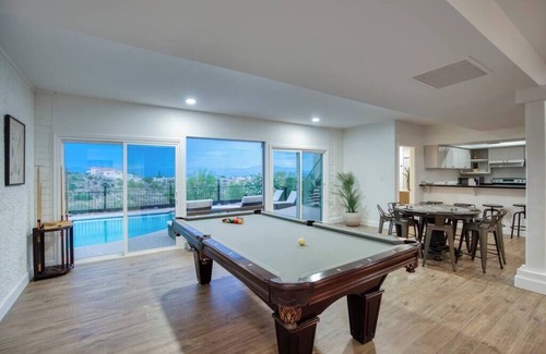 Fountain Hills Casa | 5BR-Mountain views - heated pool, spa, game room