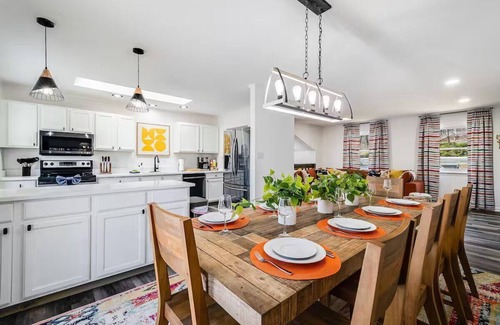 Massanutten Casa | 5BR Movie Theater, Hot Tub, Bowling, Fire Pit!