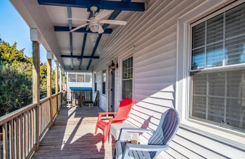 Litchfield by the Sea Casa | 5BR Scenic View 3 Minutes to the Beach