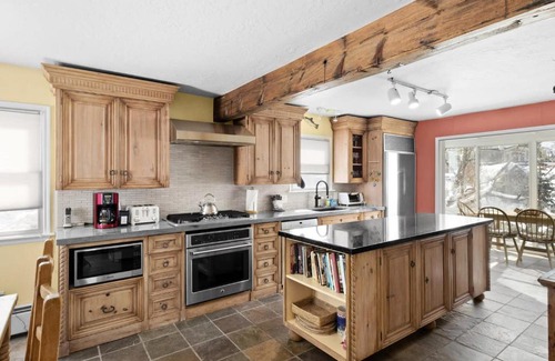 Deer Valley Casa | 5BR with Hot Tub Minutes to Ski Resort!