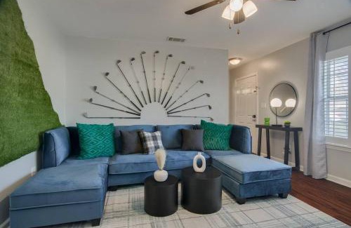National Hills Casa | 5min drive to AN Golf Club l Pet-Friendly l Big Backyard, BBQ & Fun Activities
