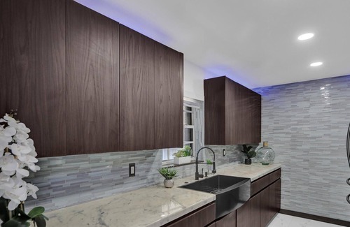 Driftwood Casa | 5Min to HardRock|NearBeach|Salt Water pool