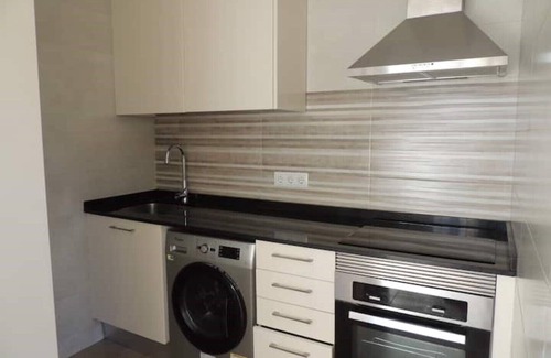 El Cabanyal Apartamento | 5min to the beach, old fisherman's house, high-speed Wifi