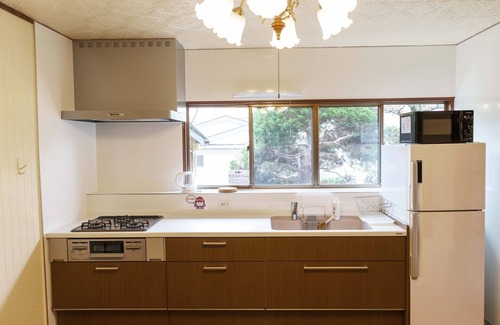 Usami Apartamento | 5Min to the sea & station! Comfortable hideaway with a dedicated BBQ area.