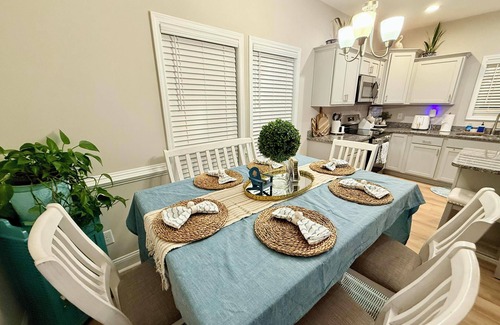 Swansboro Casa | 5mins to Downtown Swansboro-King Bed-WD-600Mbps