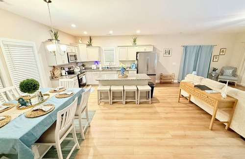 Swansboro Casa | 5mins to Downtown Swansboro-King Bed-WD-600Mbps