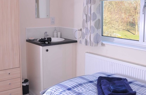 Corby Casa | 5 ✳ Hospitalidad garantizada. Top of Class, Corby / Rutland, Casa entera.