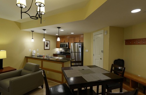 Winter Park Condominio | 5to piso con hermosas vistas! ¡Cocina llena! Grandes críticas! ¡Reserve más y ahorre!