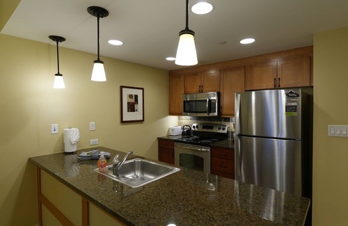Winter Park Condominio | 5to piso con hermosas vistas! ¡Cocina llena! Grandes críticas! ¡Reserve más y ahorre!