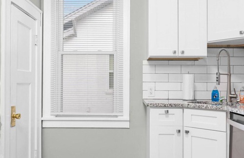 St. Charles Historic District Casa | 5th Street #1 · Historic 5th Street House - Fully Rehabbed # 1