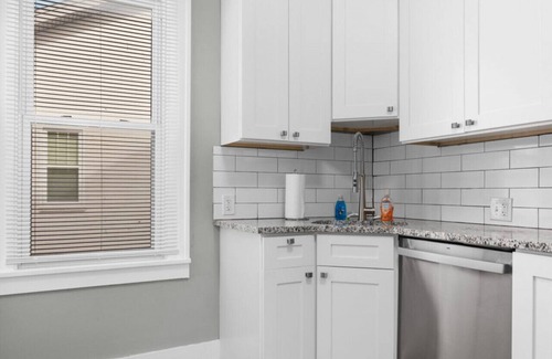 St. Charles Historic District Casa | 5th Street #1 · Historic 5th Street House - Fully Rehabbed # 1