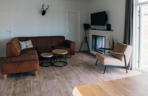 Voorthuizen Complejo | 6 + 6 persoons Veluwe Villa met sauna en grillhuis