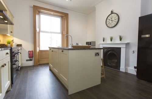 West Cliff Cabaña | 6 Abbey Terrace