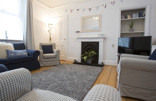 West Cliff Cabaña | 6 Abbey Terrace