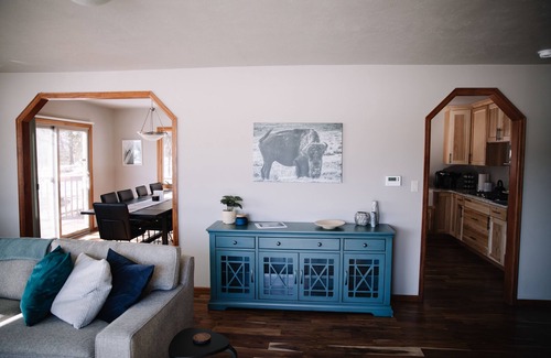 Woodland Park Casa | 6 acres, Hot tub, Pikes Peak ⛰ View, Sleeps 8