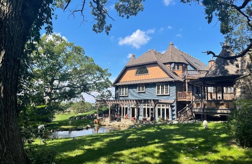 Marengo Casa | 6 bd Country Estate on 28 Acres near Lk Geneva w/ Ponds, Trails, Fenced Dog-park