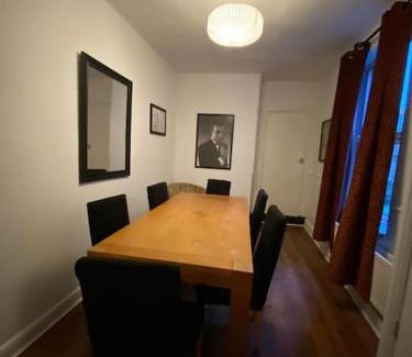 Erdington Casa | 6 bed house - 12 minutes to City Centre