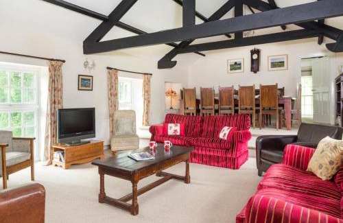 Lamplugh Casa | 6 Bed in Lamplugh SZ151